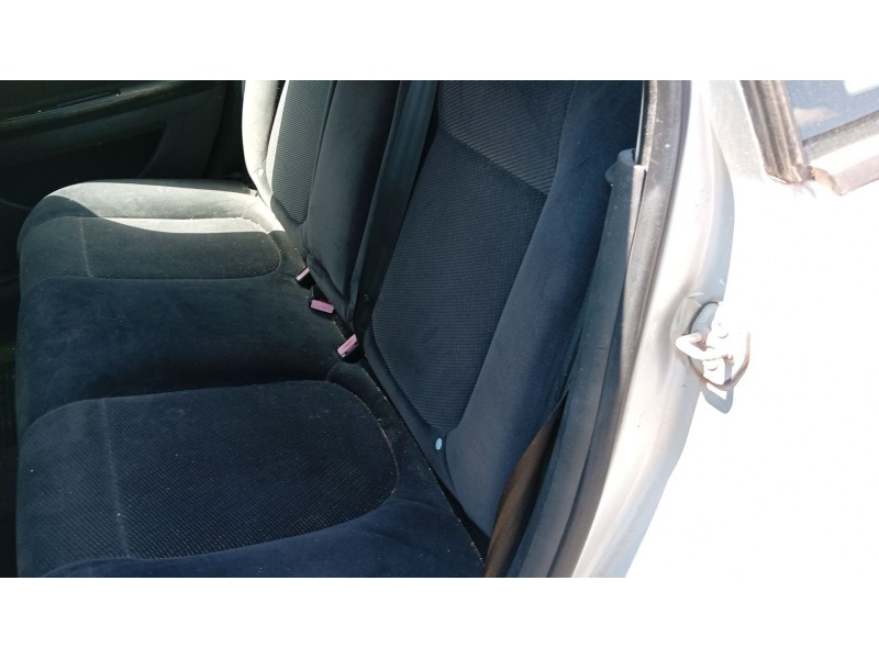 citroën c4 i sedán del año 2009