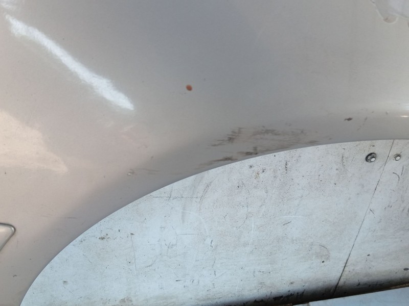 Recambio de aleta delantera derecha para audi a4 b5 (8d2) 1.9 tdi referencia OEM IAM 8D0821106  