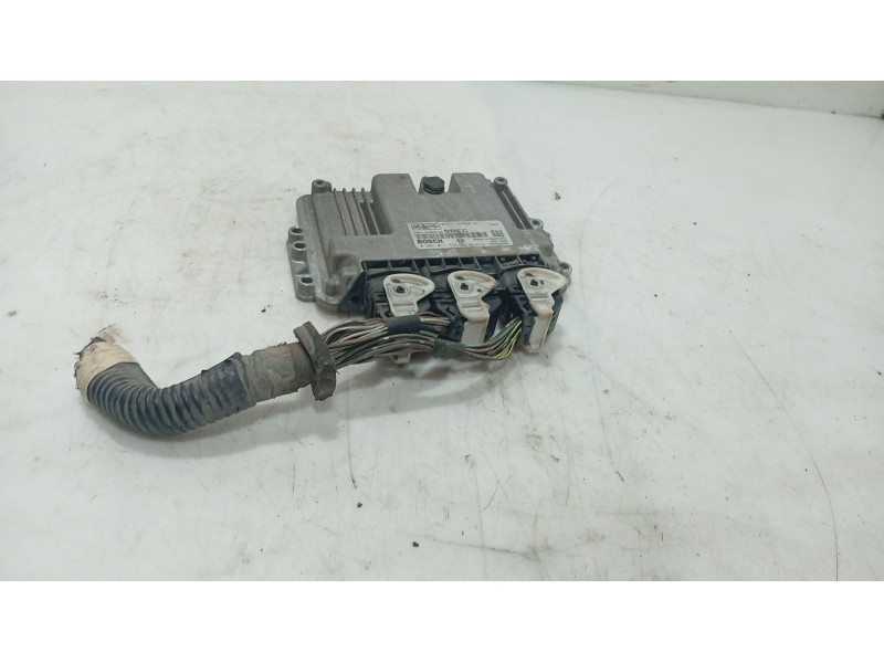 Recambio de centralita motor uce para mazda 3 (bk) 1.6 di turbo referencia OEM IAM   