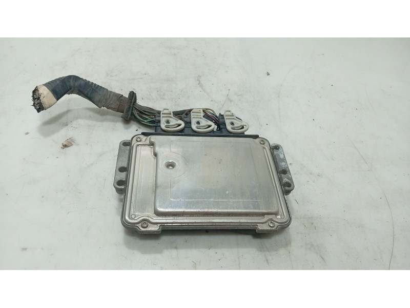 Recambio de centralita motor uce para mazda 3 (bk) 1.6 di turbo referencia OEM IAM   