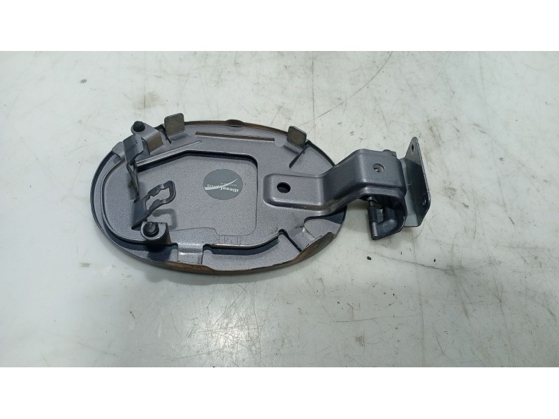 Recambio de tapa combustible para mazda 3 (bk) 1.6 di turbo referencia OEM IAM   