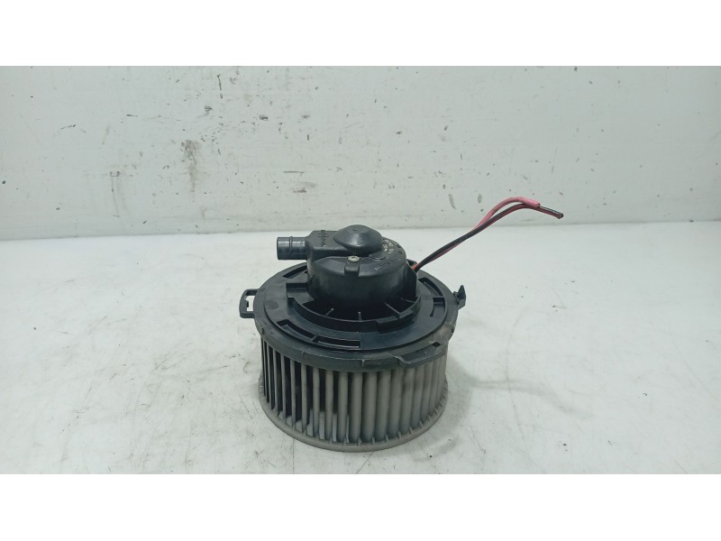 Recambio de ventilador calefaccion para mazda 3 (bk) 1.6 di turbo referencia OEM IAM   