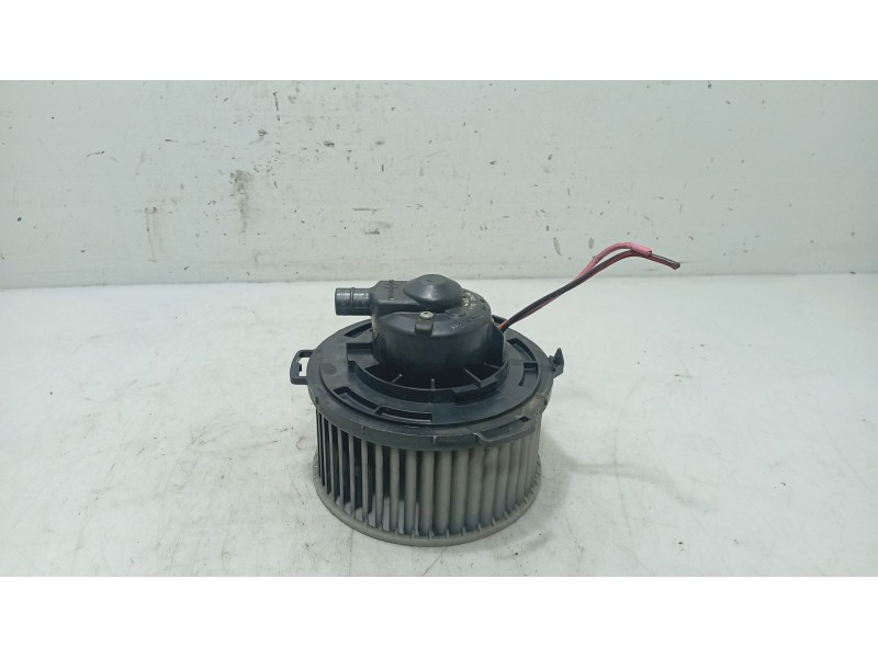 Recambio de ventilador calefaccion para mazda 3 (bk) 1.6 di turbo referencia OEM IAM   