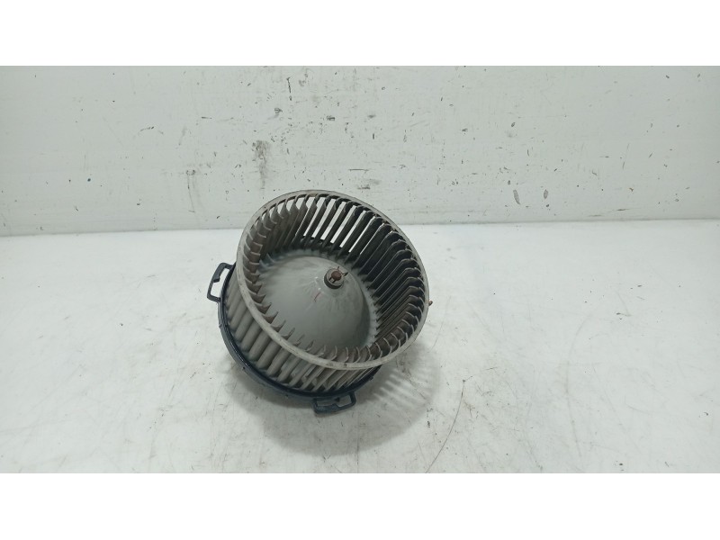 Recambio de ventilador calefaccion para mazda 3 (bk) 1.6 di turbo referencia OEM IAM   
