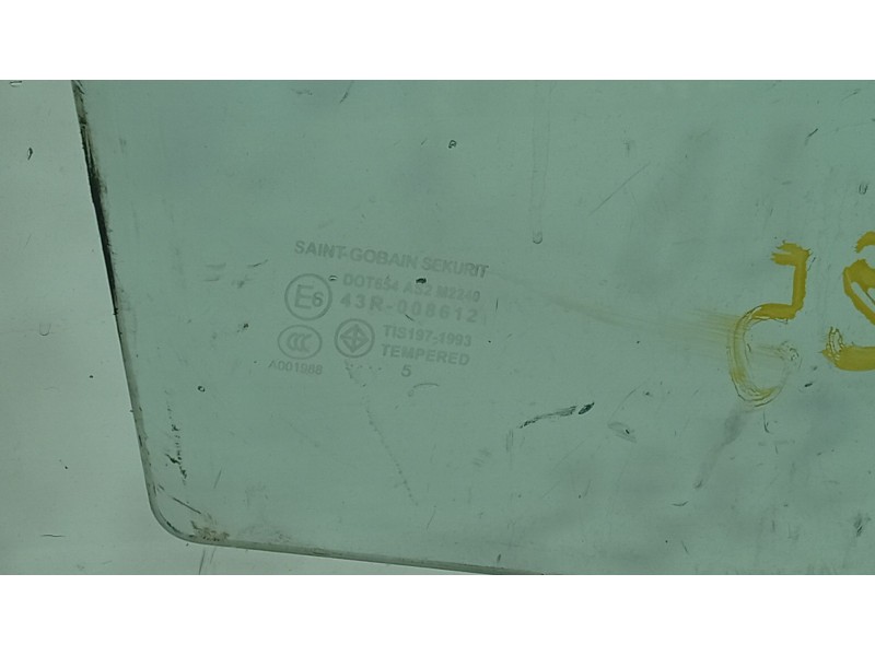 Recambio de luna delantera derecha para mazda 3 (bk) 1.6 di turbo referencia OEM IAM   