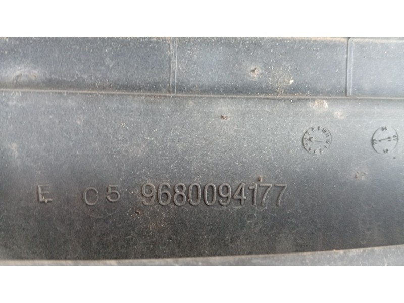 Recambio de moldura para citroën c3 i (fc_, fn_) 1.4 i referencia OEM IAM   