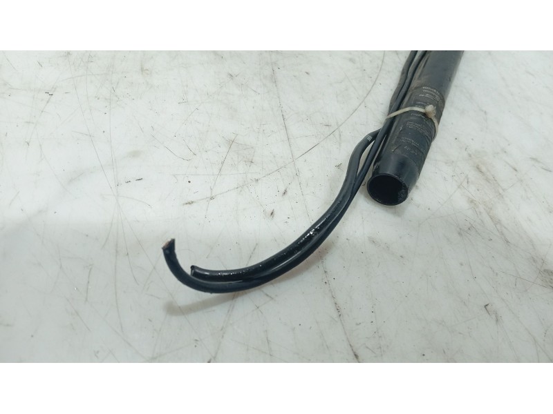 Recambio de anclaje cinturon delantero izquierdo para mazda 3 (bk) 1.6 di turbo referencia OEM IAM   