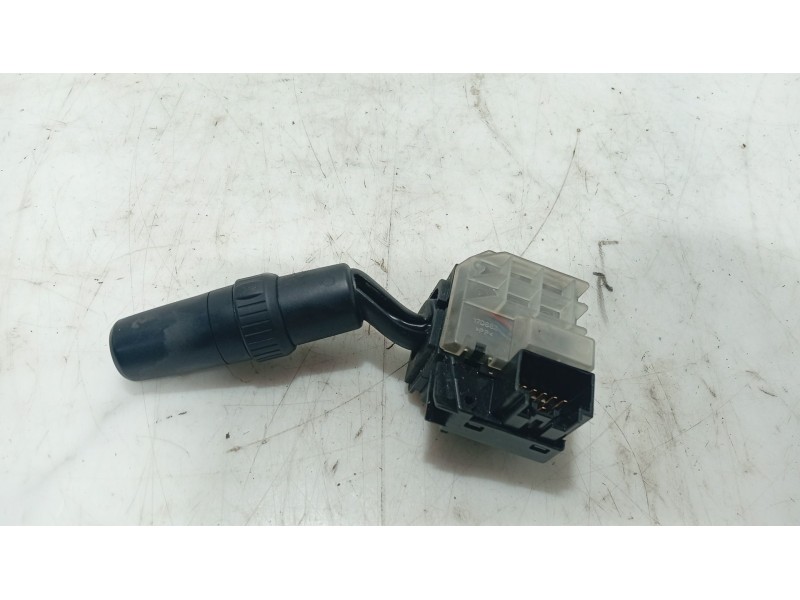 Recambio de mando limpia para mazda 3 (bk) 1.6 di turbo referencia OEM IAM   
