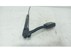Recambio de anclaje cinturon delantero derecho para mazda 3 (bk) 1.6 di turbo referencia OEM IAM    2