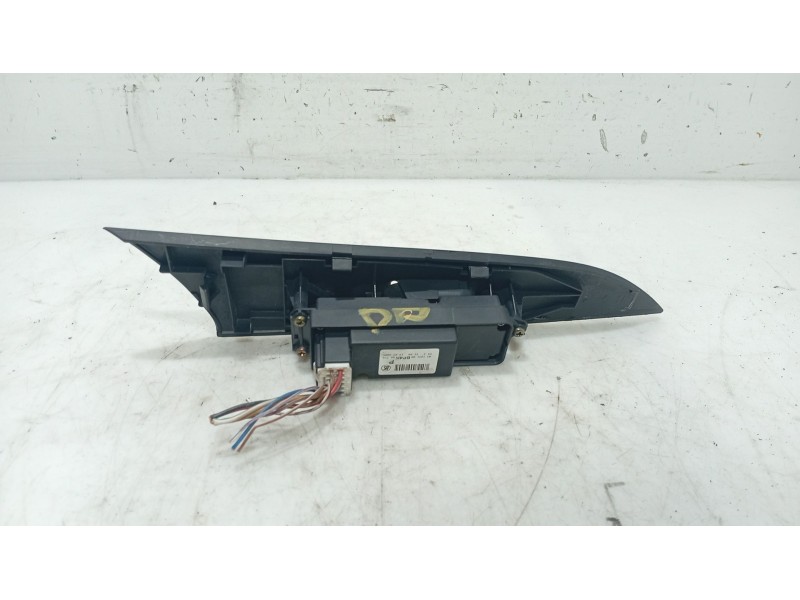 Recambio de mando elevalunas delantero derecho para mazda 3 (bk) 1.6 di turbo referencia OEM IAM   