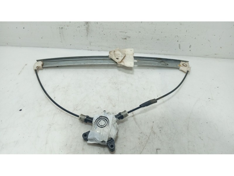 Recambio de elevalunas delantero derecho para mazda 3 (bk) 1.6 di turbo referencia OEM IAM   