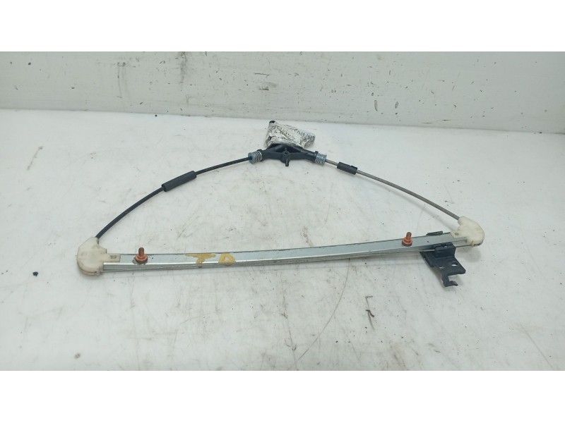 Recambio de elevalunas trasero derecho para mazda 3 (bk) 1.6 di turbo referencia OEM IAM   