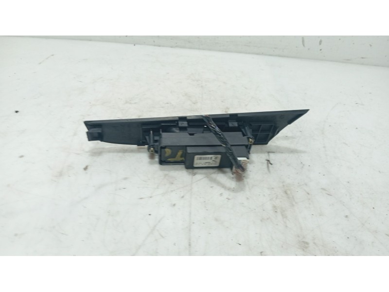 Recambio de mando elevalunas trasero izquierdo para mazda 3 (bk) 1.6 di turbo referencia OEM IAM   