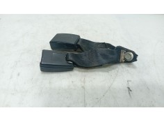 Recambio de anclaje cinturon trasero derecho para mazda 3 (bk) 1.6 di turbo referencia OEM IAM   