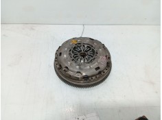 Recambio de volante motor para ford mondeo iii sedán (b4y) 2.0 tdci referencia OEM IAM   