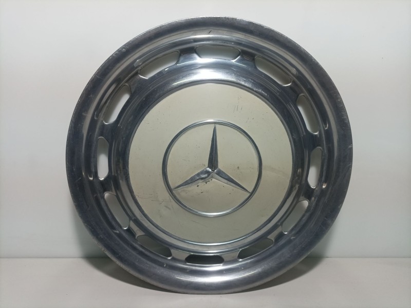 Recambio de tapacubos para mercedes-benz clase e (w114/w115) berlina referencia OEM IAM A1154010424  