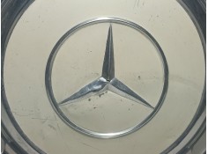 Recambio de tapacubos para mercedes-benz clase e (w114/w115) berlina referencia OEM IAM A1154010424   2