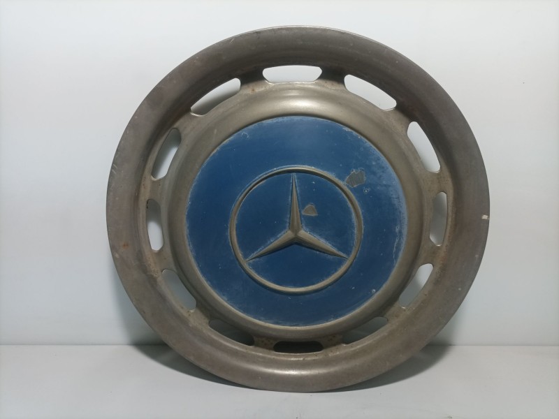 Recambio de tapacubos para mercedes-benz clase e (w114/w115) berlina referencia OEM IAM A1154010424  