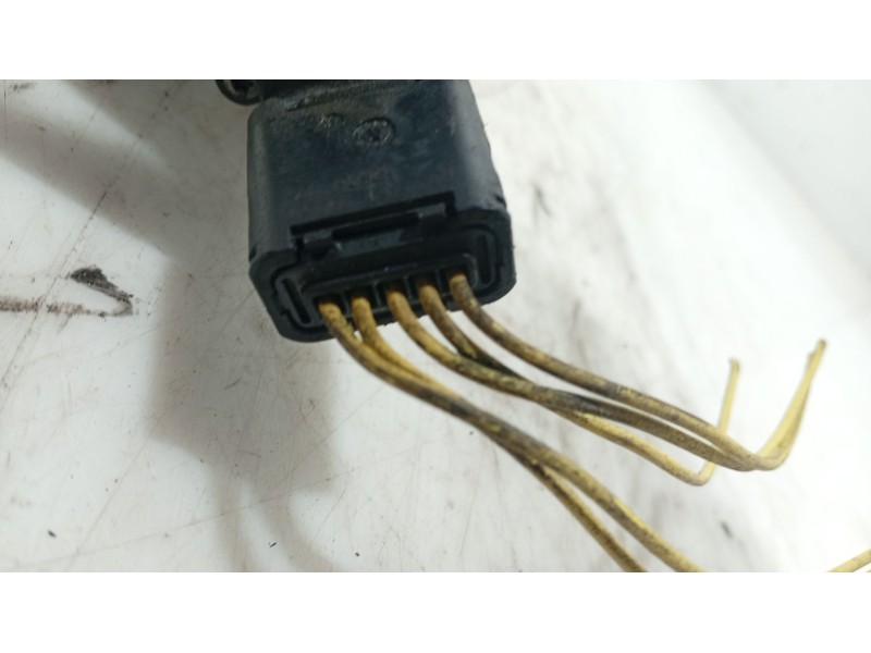 Recambio de valvula egr para mazda 3 (bk) 1.6 di turbo referencia OEM IAM   