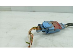 Recambio de anclaje cinturon delantero izquierdo para citroën c3 i (fc_, fn_) 1.4 i referencia OEM IAM    2