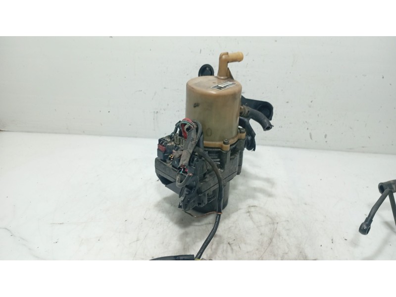 Recambio de bomba direccion para mazda 3 (bk) 1.6 di turbo referencia OEM IAM   