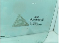 Recambio de luna delantera izquierda para kia carens iii monospace (un) 2.0 crdi 140 referencia OEM IAM    2