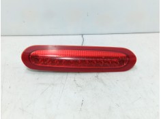 Recambio de luz central de freno para kia carens iii monospace (un) 2.0 crdi 140 referencia OEM IAM   