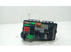 Recambio de caja reles / fusibles para opel corsa d (s07) 1.2 (l08, l68) referencia OEM IAM 93189211   2