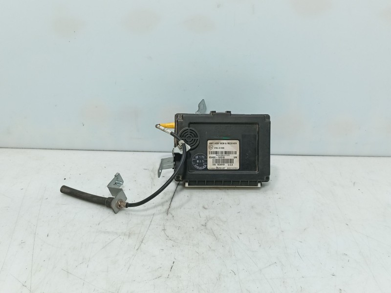 Recambio de modulo electronico para kia carens iii monospace (un) 2.0 crdi 140 referencia OEM IAM   