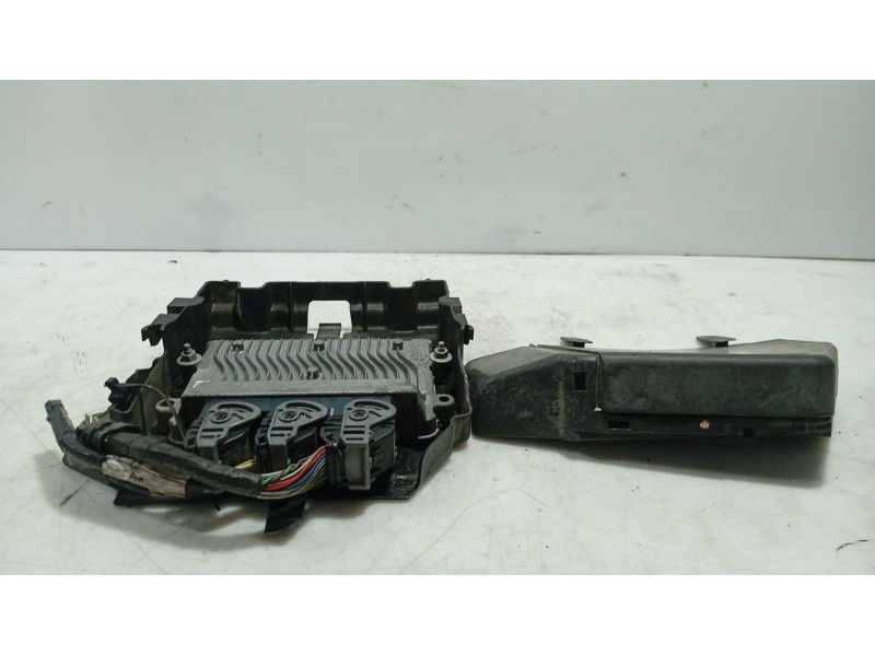 Recambio de centralita motor uce para citroën c3 ii (sc_) 1.4 referencia OEM IAM   