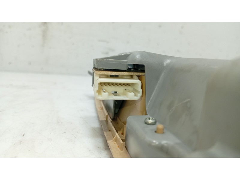 Recambio de luz interior para lexus is ii (_e2_) 220d (ale20) referencia OEM IAM   