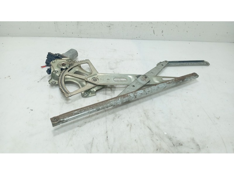 Recambio de elevalunas delantero izquierdo para lexus is ii (_e2_) 220d (ale20) referencia OEM IAM 6980230260  