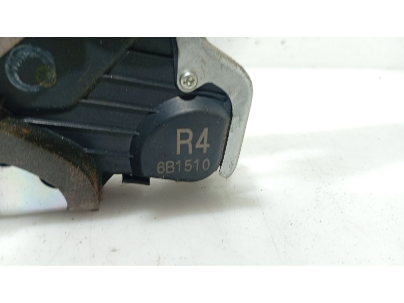 Recambio de cerradura puerta delantera derecha para lexus is ii (_e2_) 220d (ale20) referencia OEM IAM 6903053090  