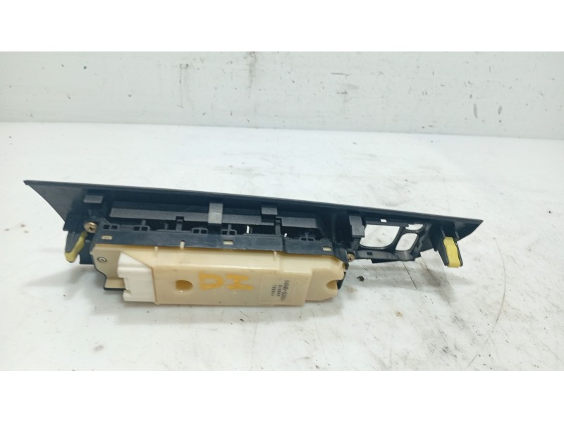 Recambio de mando elevalunas delantero izquierdo para lexus is ii (_e2_) 220d (ale20) referencia OEM IAM 8404053081  