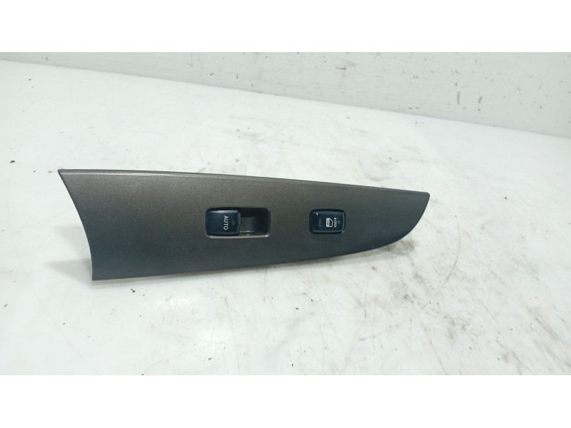 Recambio de mando elevalunas delantero derecho para lexus is ii (_e2_) 220d (ale20) referencia OEM IAM 8403053020  