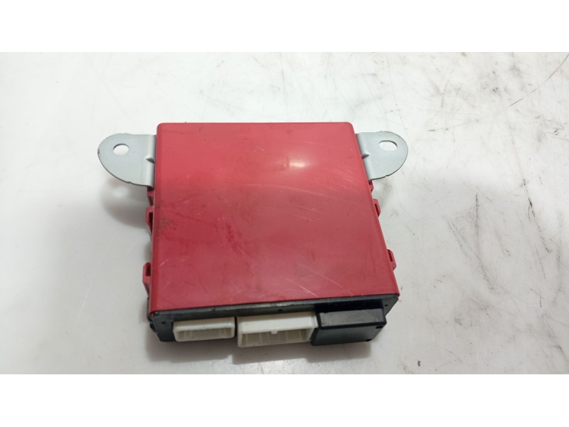 Recambio de modulo electronico para lexus is ii (_e2_) 220d (ale20) referencia OEM IAM   
