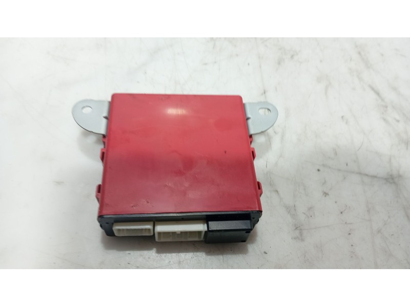 Recambio de modulo electronico para lexus is ii (_e2_) 220d (ale20) referencia OEM IAM   