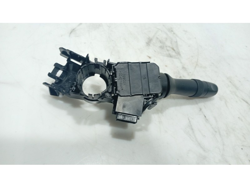 Recambio de mando luces para lexus is ii (_e2_) 220d (ale20) referencia OEM IAM   
