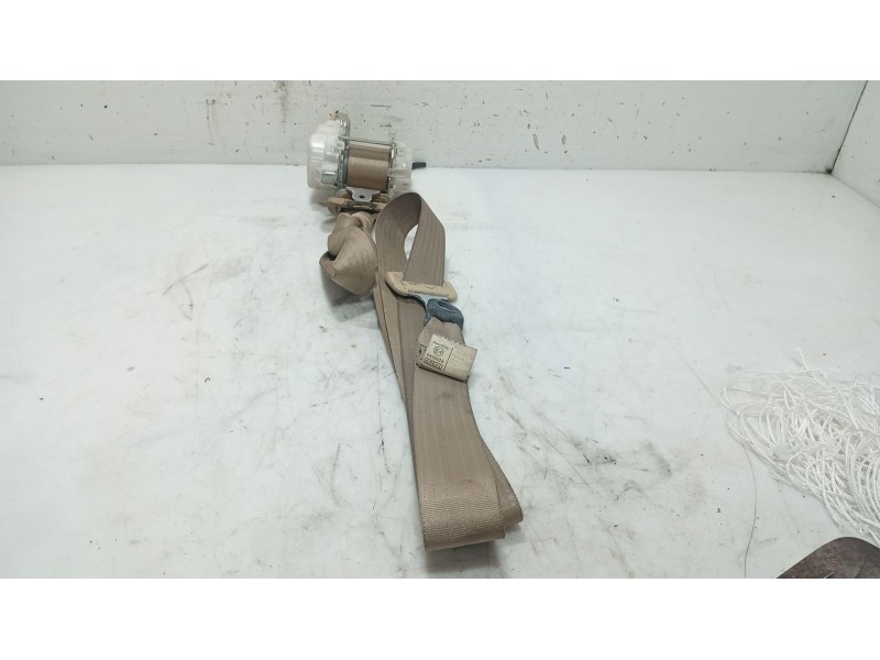 Recambio de cinturon seguridad delantero derecho para lexus is ii (_e2_) 220d (ale20) referencia OEM IAM 7321053140C2  