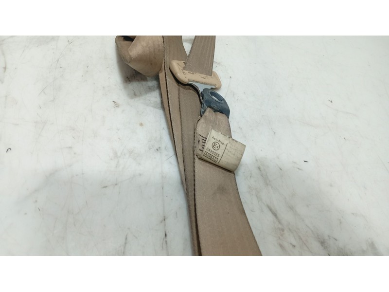 Recambio de cinturon seguridad delantero derecho para lexus is ii (_e2_) 220d (ale20) referencia OEM IAM 7321053140C2  