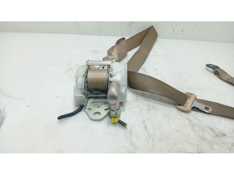 Recambio de cinturon seguridad delantero izquierdo para lexus is ii (_e2_) 220d (ale20) referencia OEM IAM 7322053130C2  
