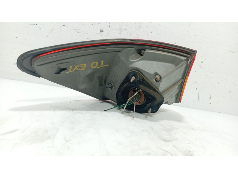 Recambio de piloto trasero derecho para lexus is ii (_e2_) 220d (ale20) referencia OEM IAM 8155353160  