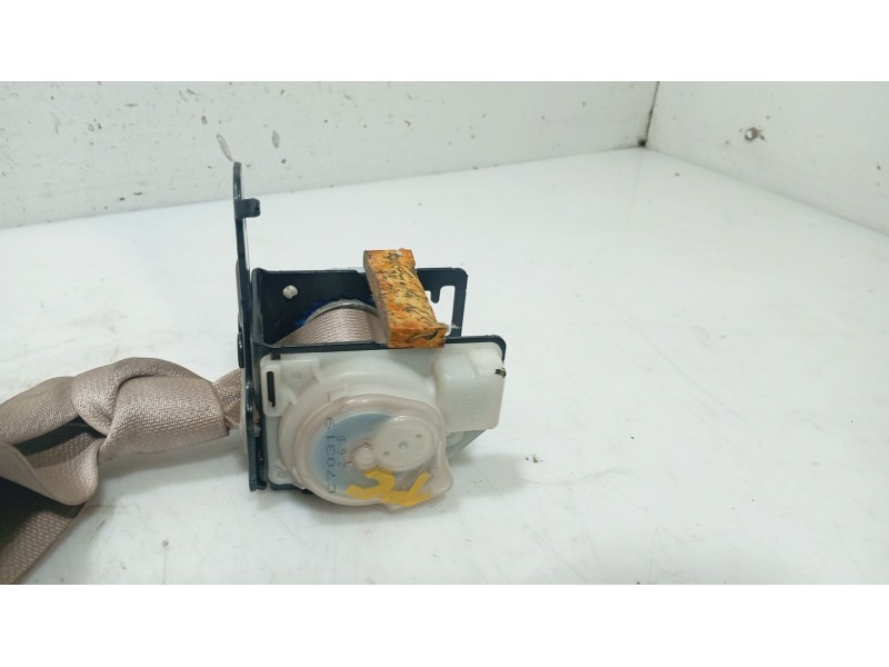 Recambio de cinturon seguridad trasero central para lexus is ii (_e2_) 220d (ale20) referencia OEM IAM 7347053050C2  