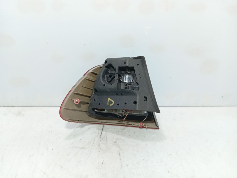 Recambio de piloto trasero derecho para bmw 3 (e46) 320 d referencia OEM IAM   