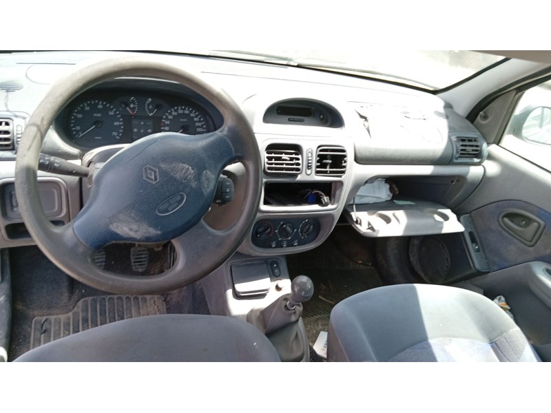 renault clio ii (bb_, cb_) del año 2001