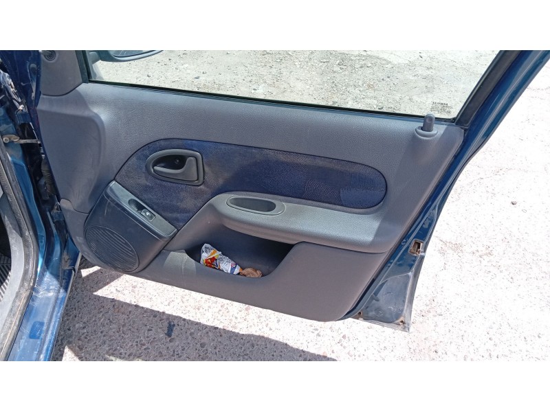 renault clio ii (bb_, cb_) del año 2001