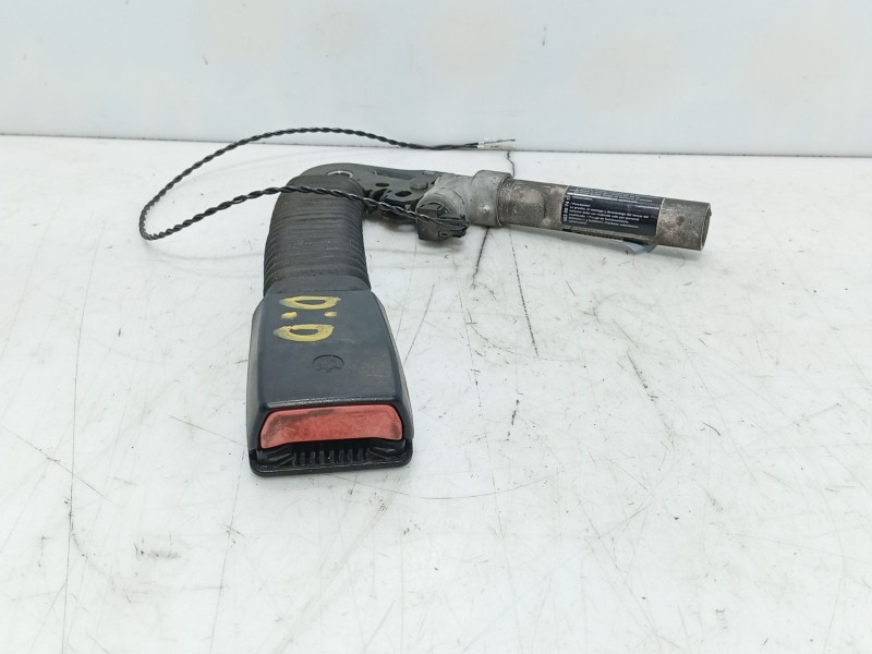 Recambio de anclaje cinturon delantero derecho para bmw 3 (e46) 320 d referencia OEM IAM   