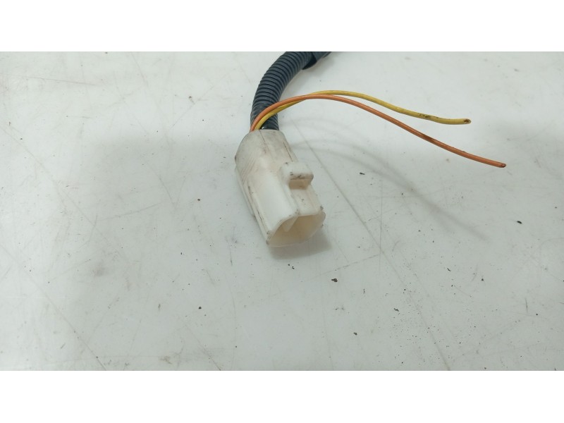 Recambio de anclaje cinturon delantero izquierdo para lexus is ii (_e2_) 220d (ale20) referencia OEM IAM   