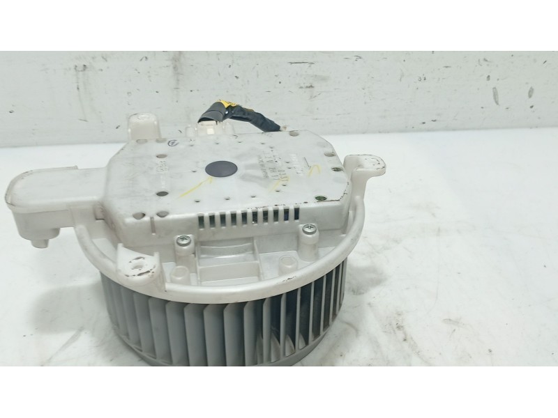 Recambio de ventilador calefaccion para lexus is ii (_e2_) 220d (ale20) referencia OEM IAM 8710330451  
