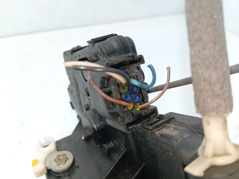 Recambio de cerradura puerta trasera derecha para bmw 3 (e46) 320 d referencia OEM IAM   